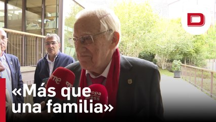 Télécharger la video: El padre Ángel celebra las bodas de diamante de Mensajeros de la Paz