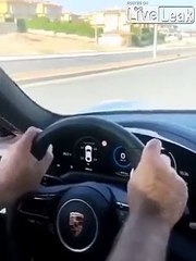 Il essaie sa nouvelle Porsche Taycan et se rate dès le 1er virage