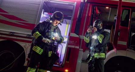 Poggibonsi (SI) - In fiamme edificio industriale in località Fosci (26.10.22)