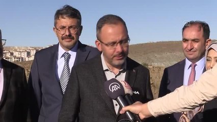 Kütahya haberi... Bakan Kasapoğlu, Kütahya'da yeni stat yapılacak araziyi inceledi