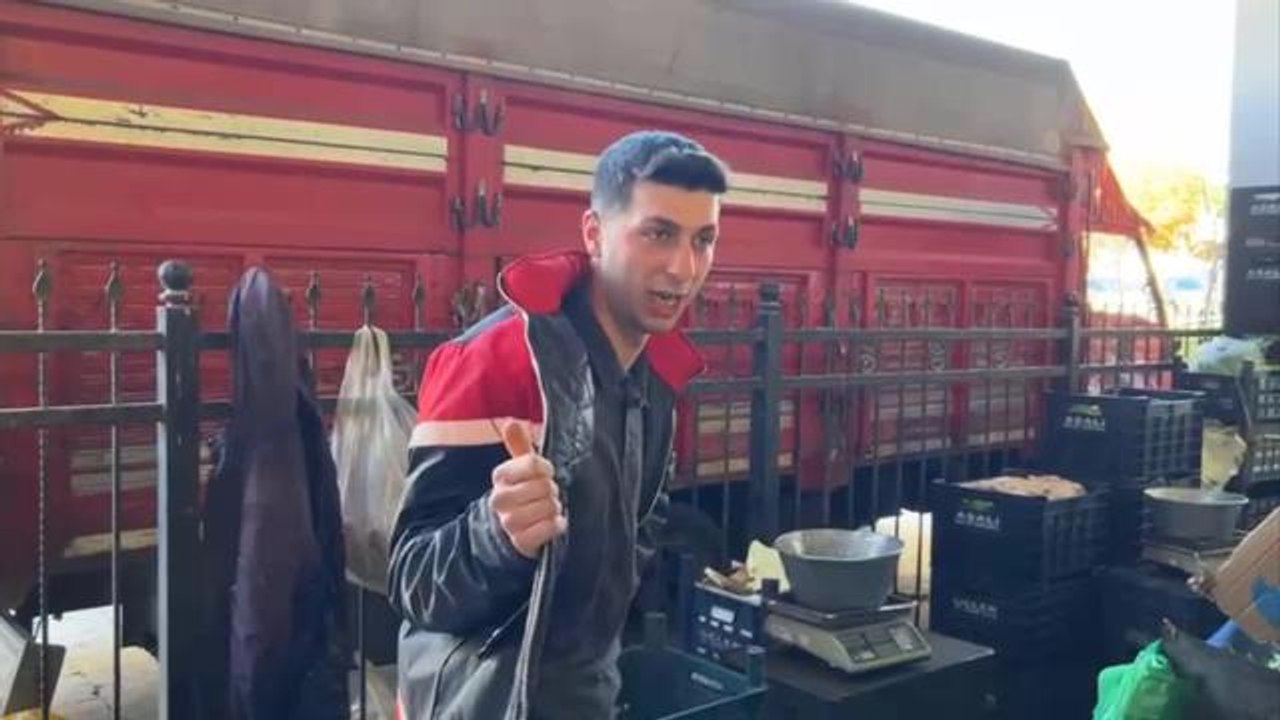 Tokat gündem: Ankaralı Pazar Esnafı: Biz Gençlere Yazık. Yaşayan, Yaşamış Görmüş