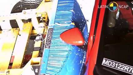 Carro mais vendido do Brasil decepciona em testes de colisão