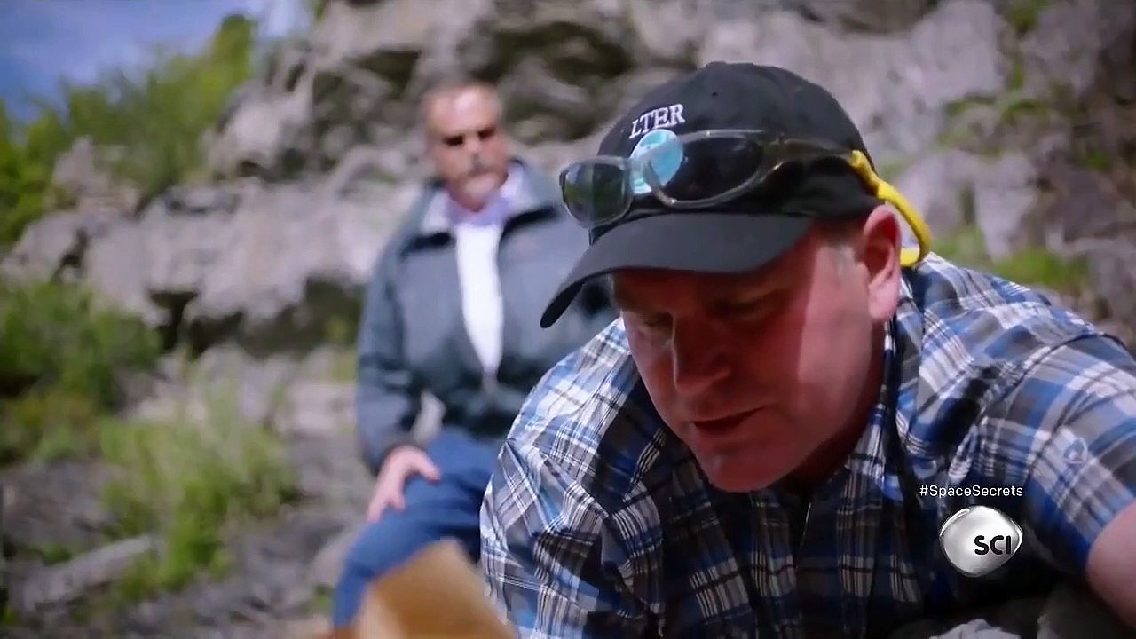 Space's Deepest Secrets - Se2 - Ep04 - Black Holes - The Einstein Prophecy HD Watch HD Deutsch