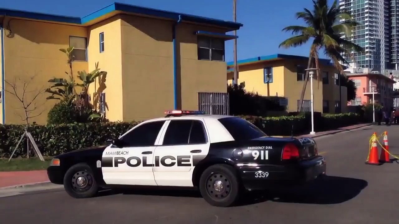 Still A Mystery - Se2 - Ep03 - Brides and Mur-'der HD Watch HD Deutsch