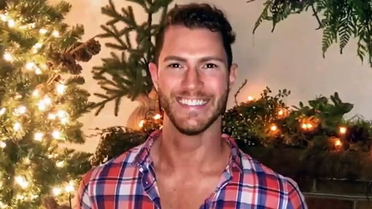 The Lies That Bind - Se1 - Ep01 - Cult of Personality HD Watch HD Deutsch