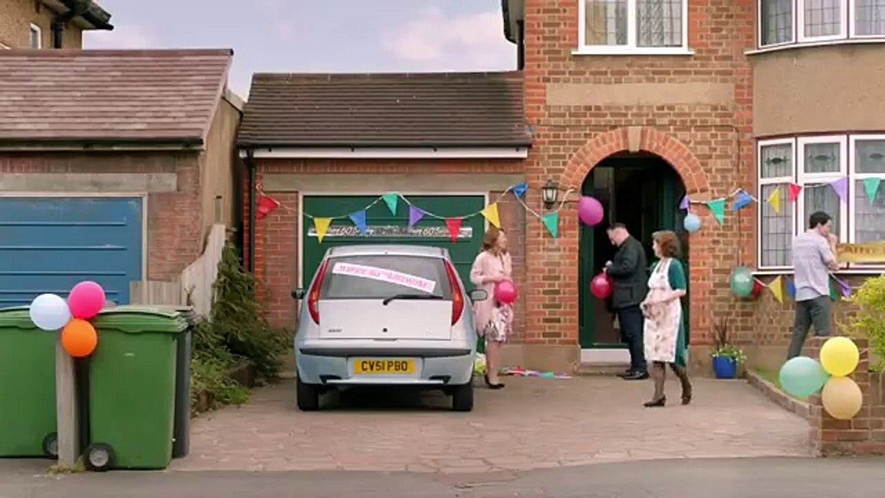 Mum - Se2 - Ep01 - March HD Watch HD Deutsch