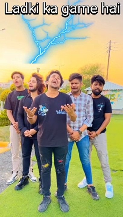 लड़की के चक्कर में एक लड़का हुआ pagal ladki gae badaal ladka hua ghayal