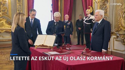 Letette az esküt az új olasz kormány