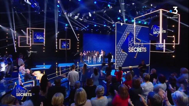 Amel Bent par ses surprises dans La Boîte à secrets et notamment par la venue de Camélia Jordana - France 3