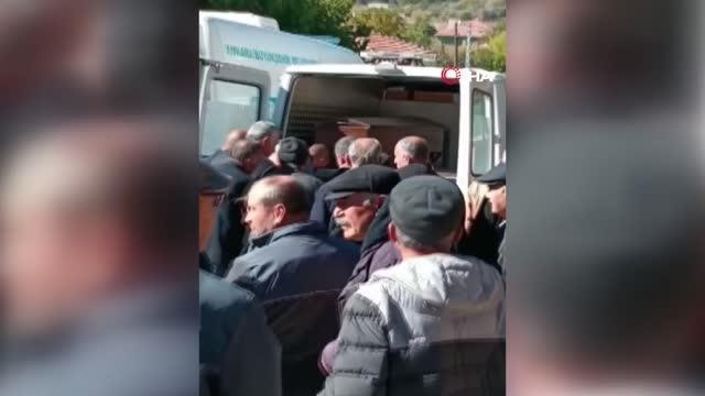 Polis memurunun öldürdüğü eşi ve kayınpederi toprağa verildi