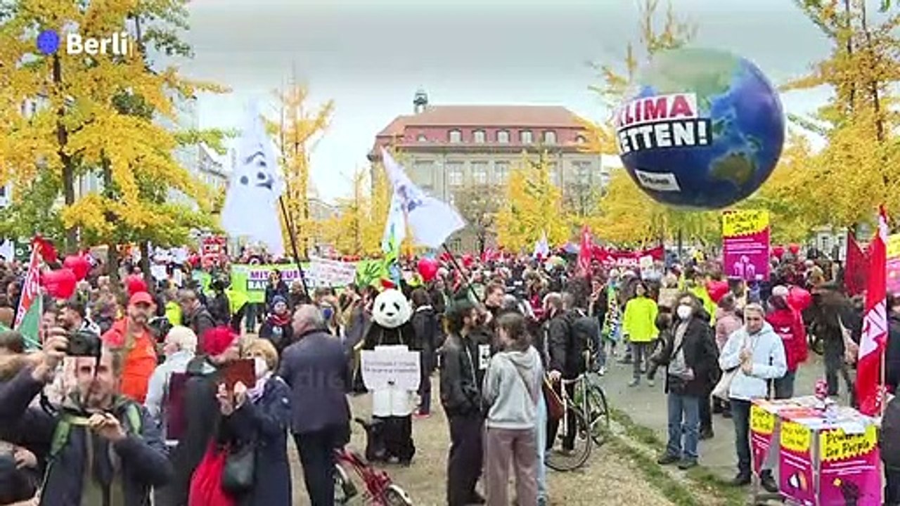 Tausende bei Demos für Solidarität in der Energiekrise