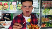 Mouth-watering indeed! People line up for Mju Kralok (Khmer Spicy Fruit Salad) _ Khmer Popular Snack