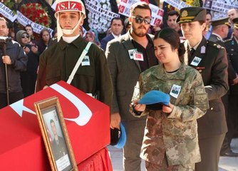 ŞEHİT UZMAN ÇAVUŞ, SON YOLCULUĞUNA UĞURLANDI