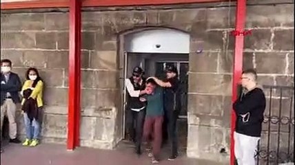 Bursa'da cezaevi personelini taşıyan servis aracına saldırının firari faili yakalandı