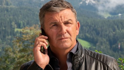 Bekommt der "Bergdoktor" etwa bald Unterstützung von diesem berühmten Sänger?