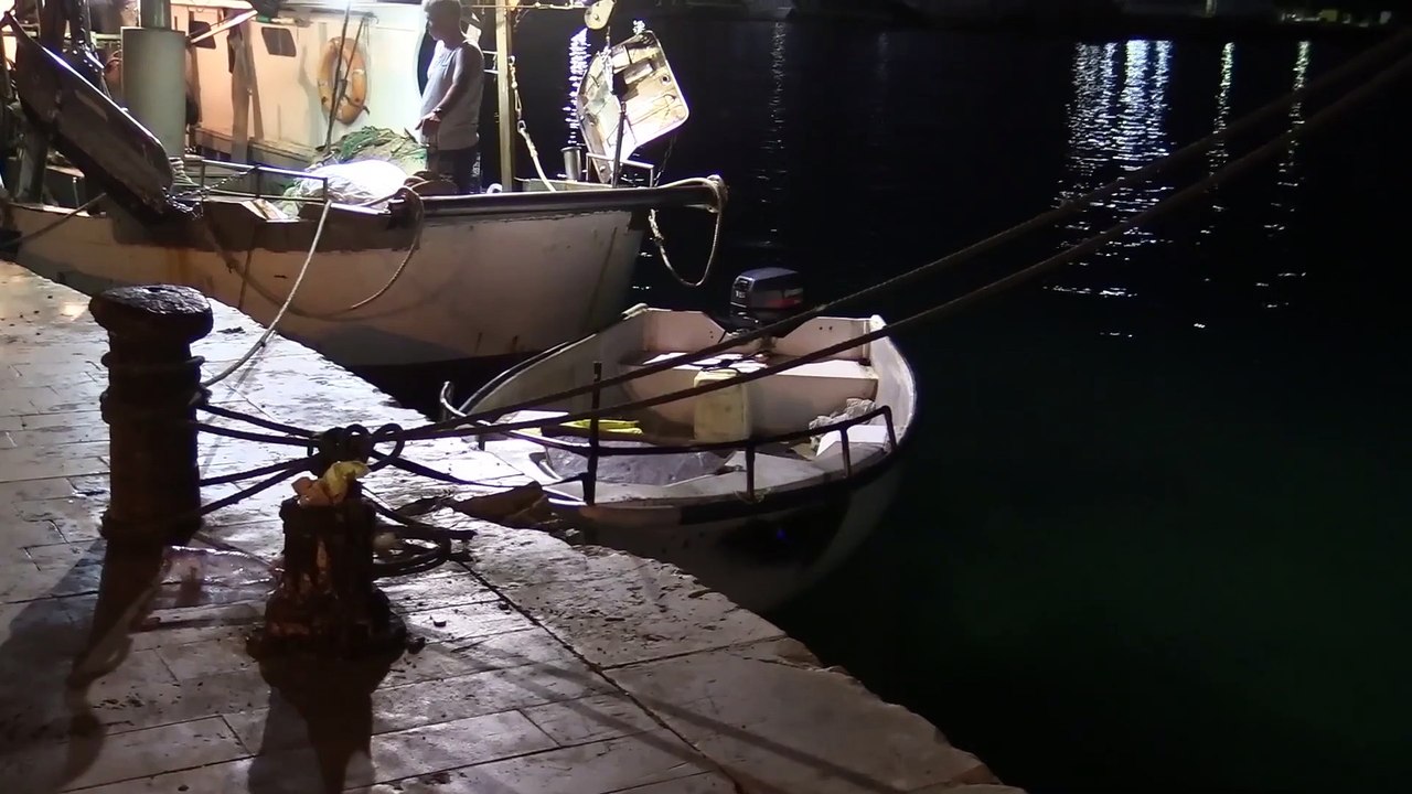 lampedusa bimbi ustionati