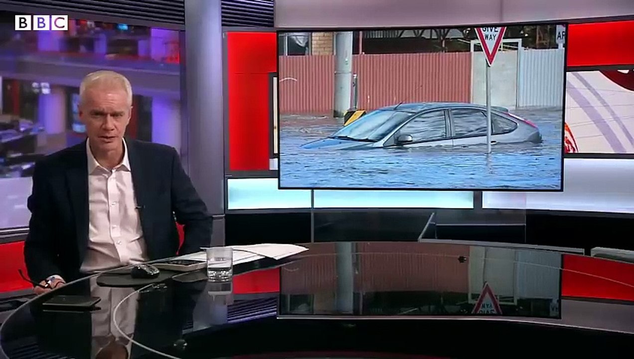 Australia_floods_cause_evacuations_in_three_states_-_BBC_News.