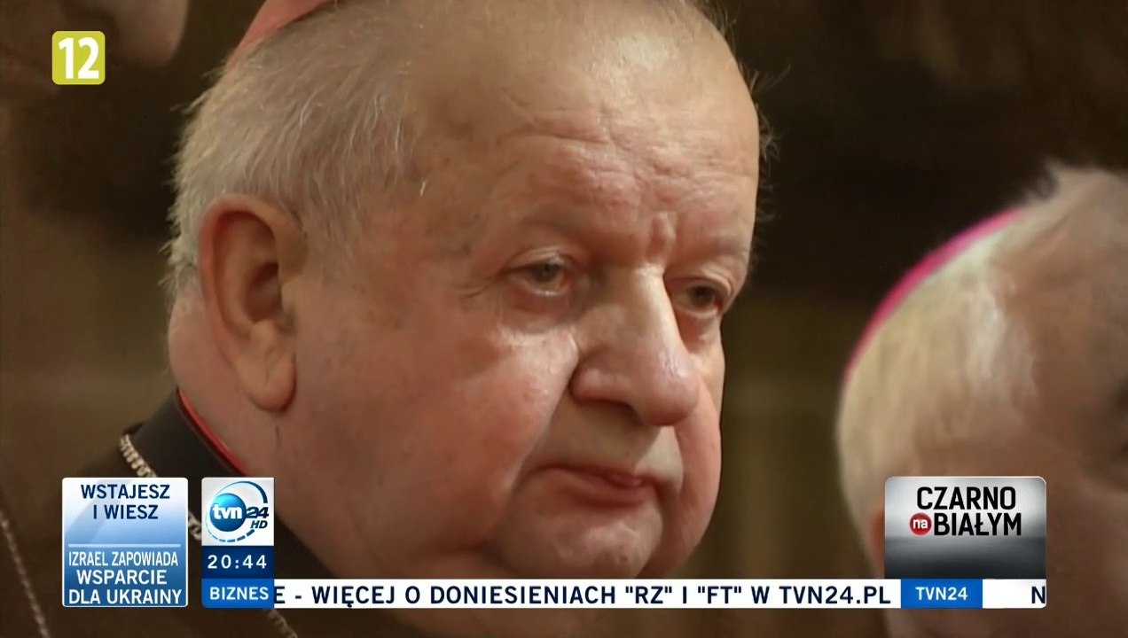 Święty dwór - Reportaż - TVN24 TVN 24 - Watykan - Don Stanislao