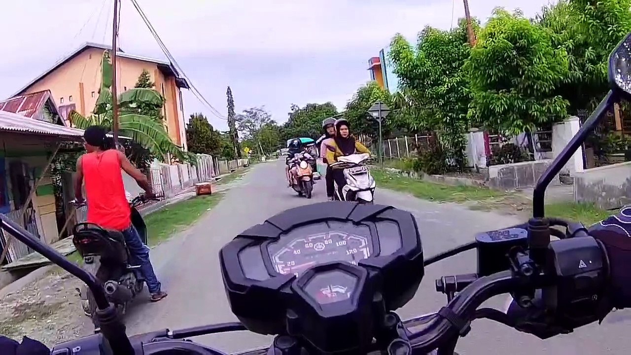 Jelajahi touna