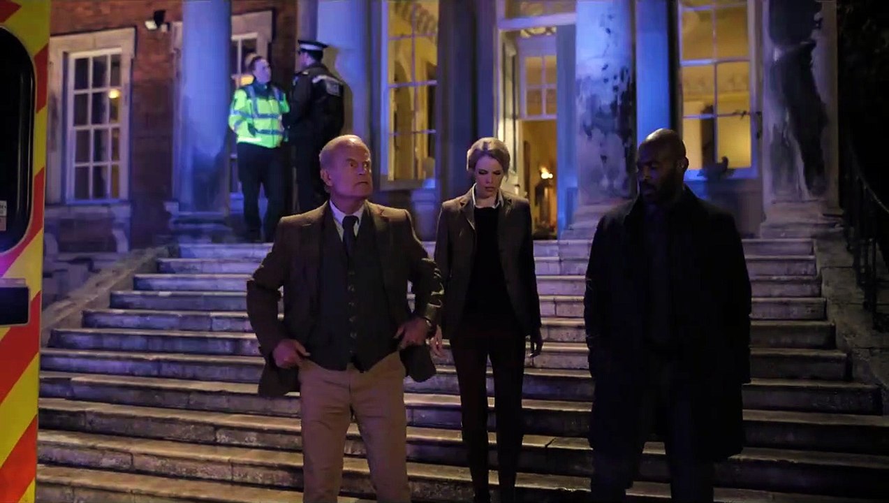 Mademoiselle Willoughby et la librairie hantée Bande-annonce (EN)