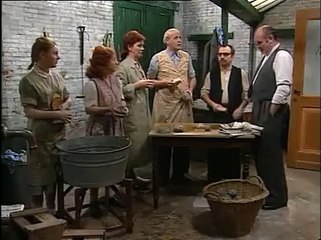 LILI EN MARLEEN SEIZOEN 1 AFLEVERING 8 ZEEP (DEEL 1).