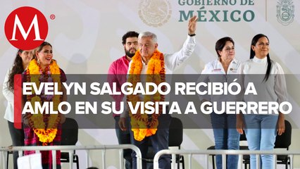 AMLO y Evelyn Salgado revisan avances de programas para el Bienestar en La Montaña