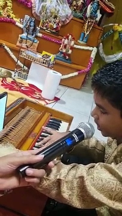 Shiv Bhajan • Student : Steven Balram • Cayenne, French Guiana • Dr Banerjee Music