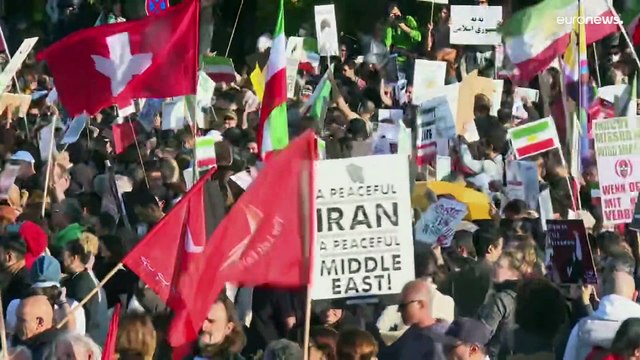 Apoyo a las manifestaciones iraníes en las calles de Berlín y de Tokio