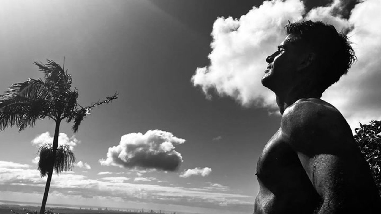 Hot! Miley Cyrus' Ex Liam Hemsworth oberkörperfrei