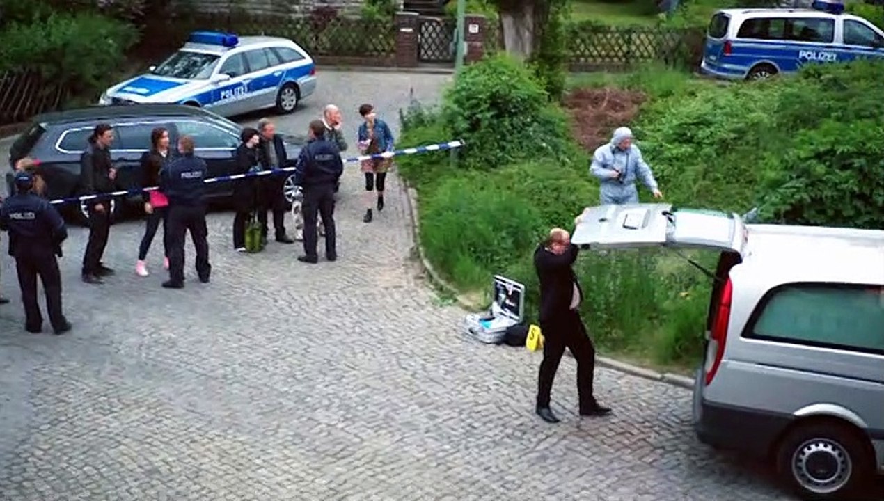 Josephine Klick - Allein unter Cops Staffel 2 Folge 1 HD Deutsch