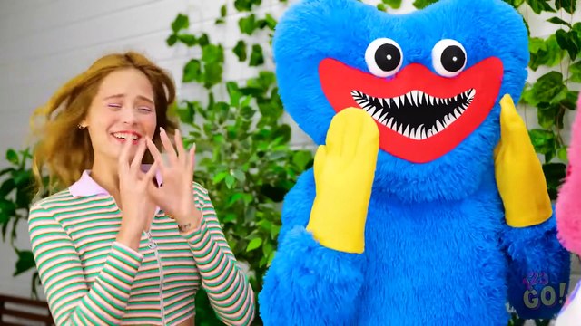 HUGGY WUGGY IS MISSING! || Brilliant Ideas and Easy Secret Hacks | Awesome Tricks & Tips by 123 GO!