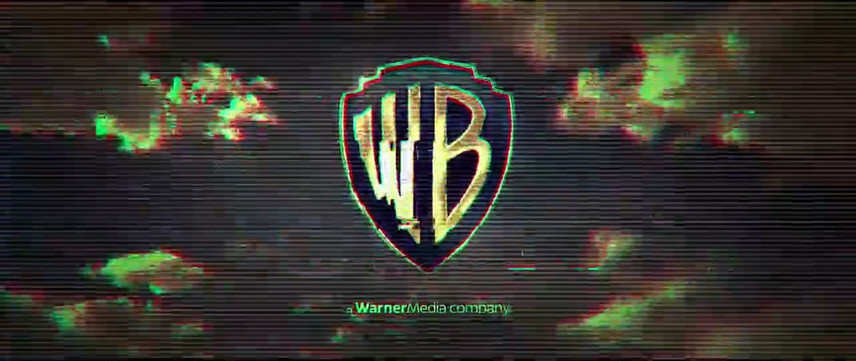 La niña de la comunión Teaser