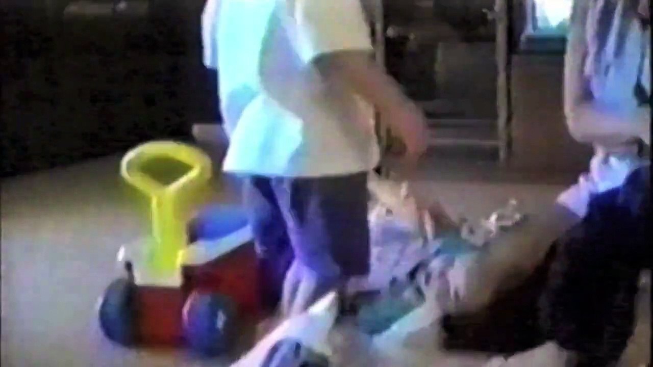 Cellmate Secrets - Se1 - Ep05 HD Watch HD Deutsch