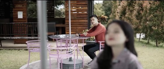 Arief - Aku Berharap Engkau Berkhianat (Official Music Video)