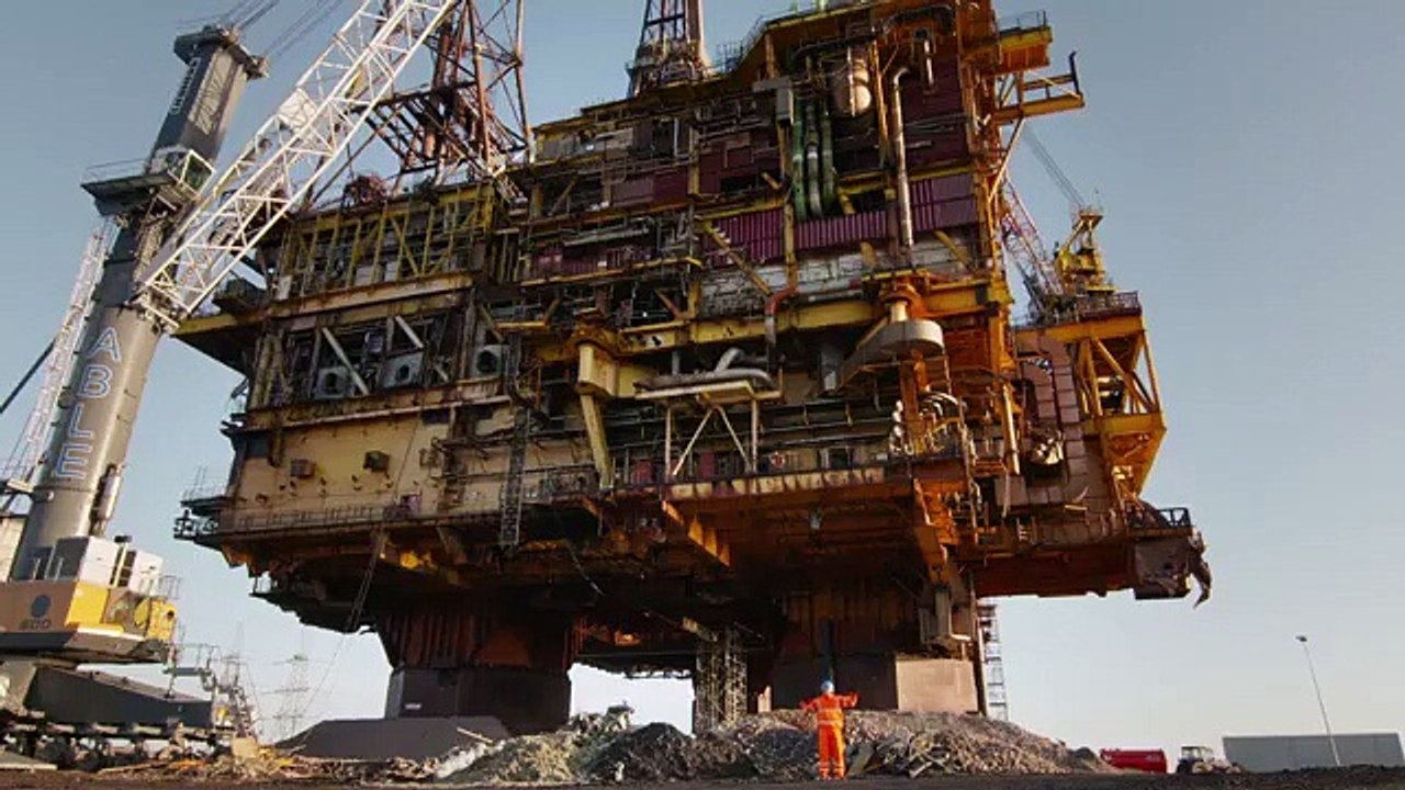 Inside Mighty Machines - Se1 - Ep04 - Deep Sea Oil Rig HD Watch HD Deutsch