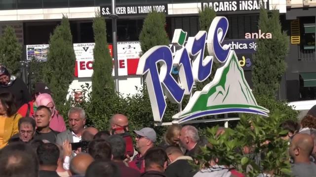 Çaykur'un Mevsimlik İşçileri Kadro Talebiyle Miting Yaptı: Çaykur İşçilerinin Analarının Ak Sütü Gibi Helal Olan Kadro Hakkını Bir An Önce Verin