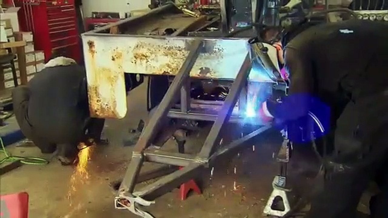 Last Stop Garage - Se1 - Ep01 HD Watch HD Deutsch