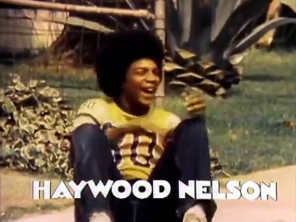 Whats Happening - Se1 - Ep04 -My Three Tons HD Watch HD Deutsch