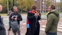 Hollanda'da ırkçı PEGIDA hareketinin Kur'an-ı Kerim yakma eylemi iptal edildi