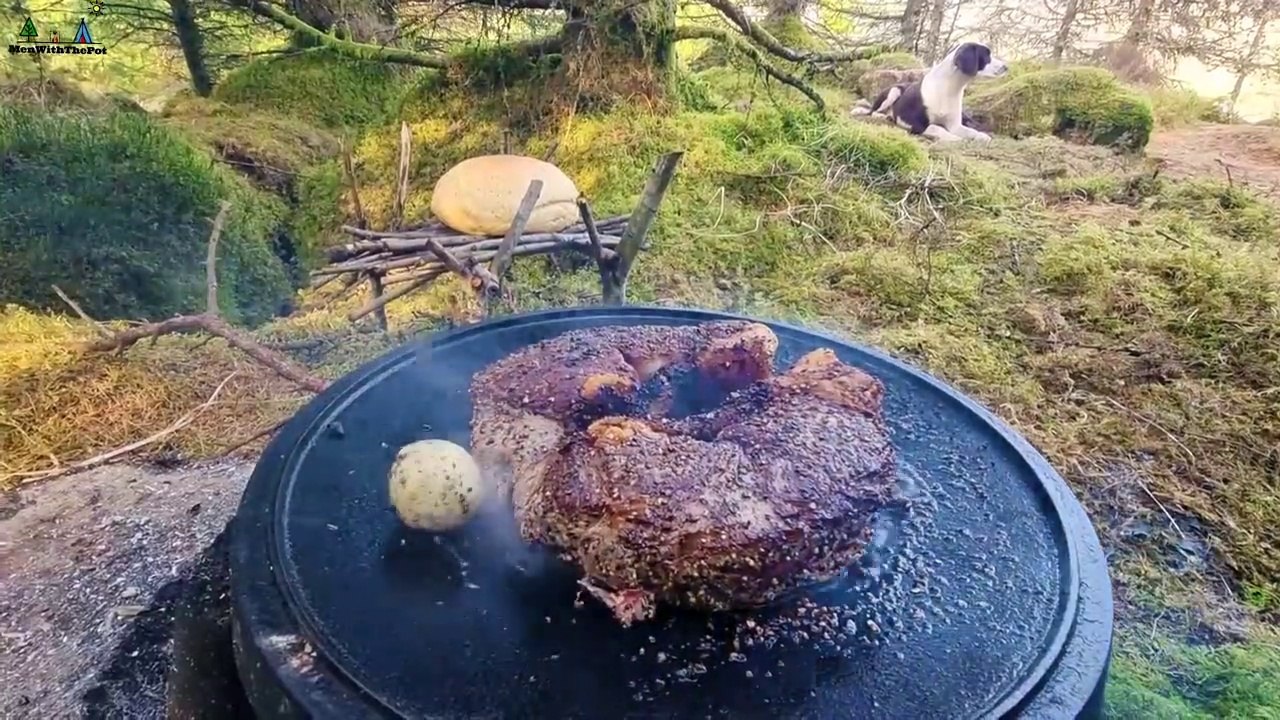 Menwiththepot Steak  with chimichurri sauce, served with crunchy toasted bread  ASMR cooking