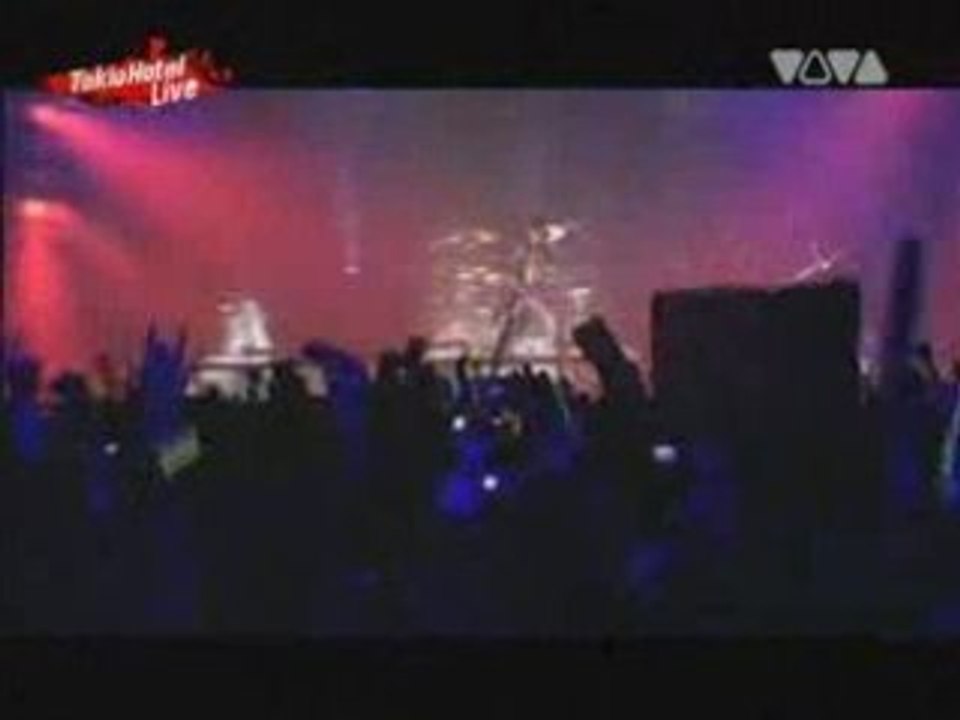 Tokio Hotel - Jung Und Nicht Mehr Jugendfrei (live in Köln)