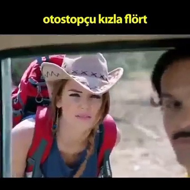 Otostopçu Kızla Flört