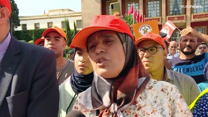 مئات النقابيين العماليين في المغرب يحتجون على غلاء المعيشة