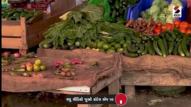 ટામેટામાં બે ગણો, ચોળીમાં ચાર ગણો ભાવ, ડુંગળીમાં ત્રણ ગણો ભાવ વધારો