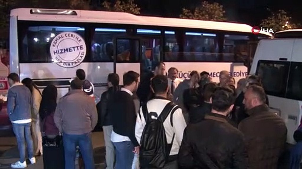 Arel Üniversitesi binası çöktü