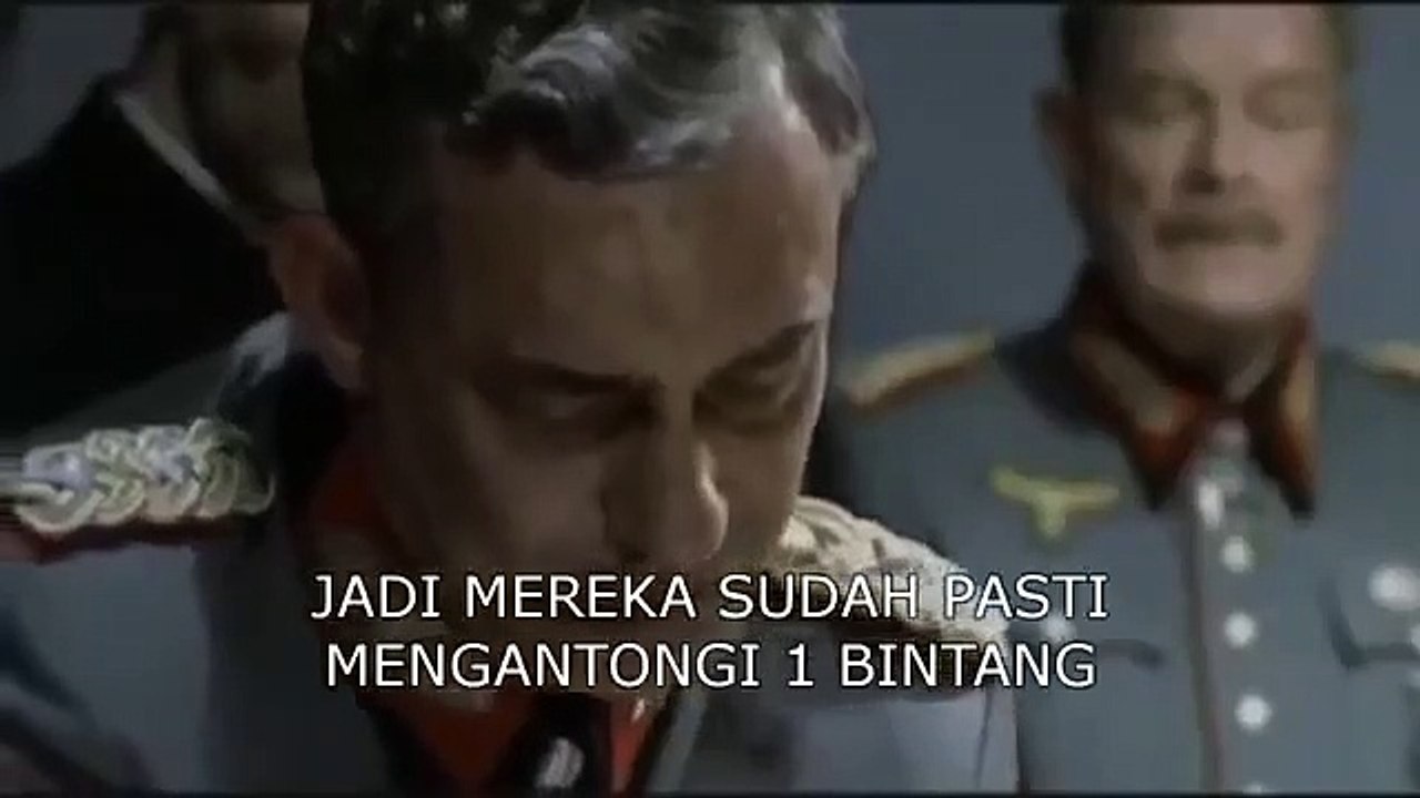 NGAKAK !! Parodi Clash of Clans versi Hitler