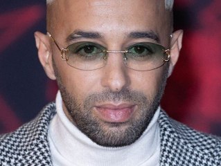 Énorme bourde du rappeur Naps en direct sur le plateau de la "Star Ac" : Nikos le recadre !