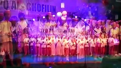 MERINDING !!! Sholawat Anak Bikin Nangis Meleleh, Jamaah Tak Kuasa Tahan Tangis