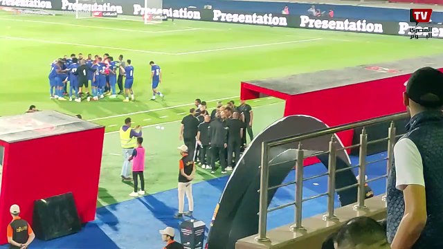 تحية كبيرة من جهاز الأهلي للكابتن ربيع ياسين وهتافات نارية من جمهور الأهلي