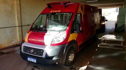 Acidente entre automóvel e patinete deixa rapaz ferido no Bairro Coqueiral